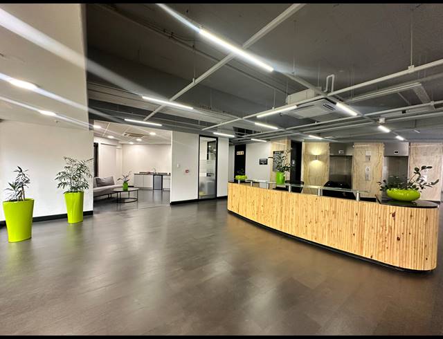 108M² OFFICE TO LET IN PARKTOWN